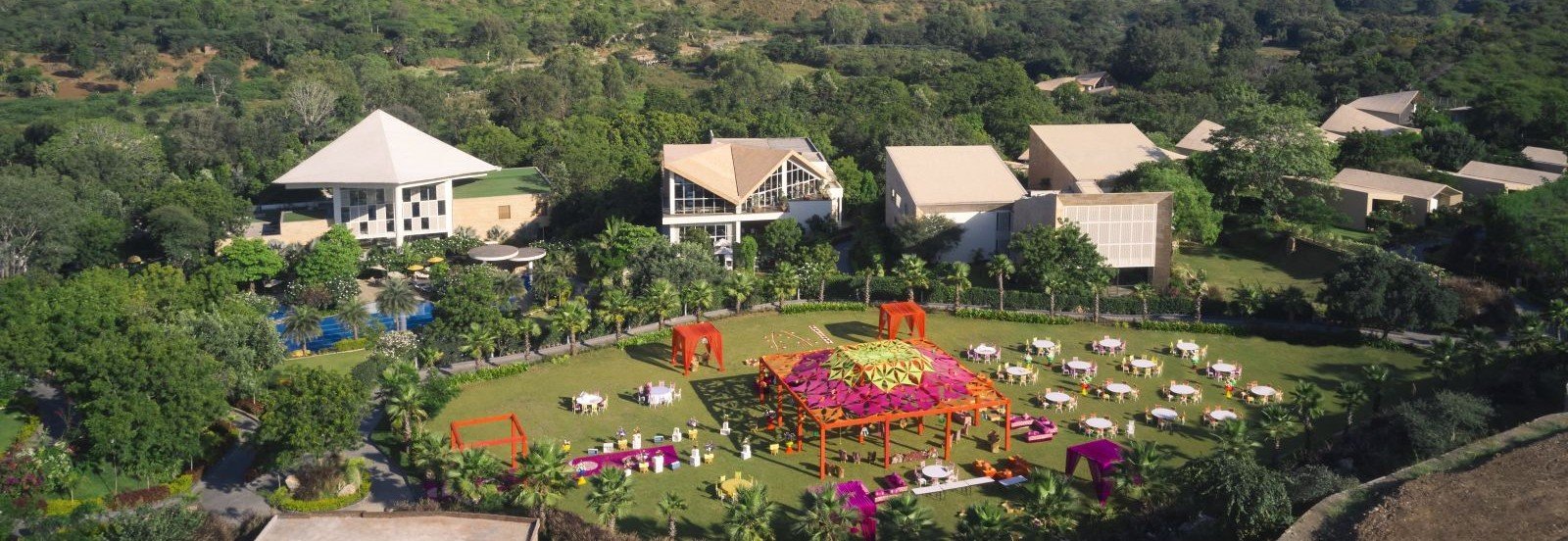 Pros of Luxury Destination Weddings